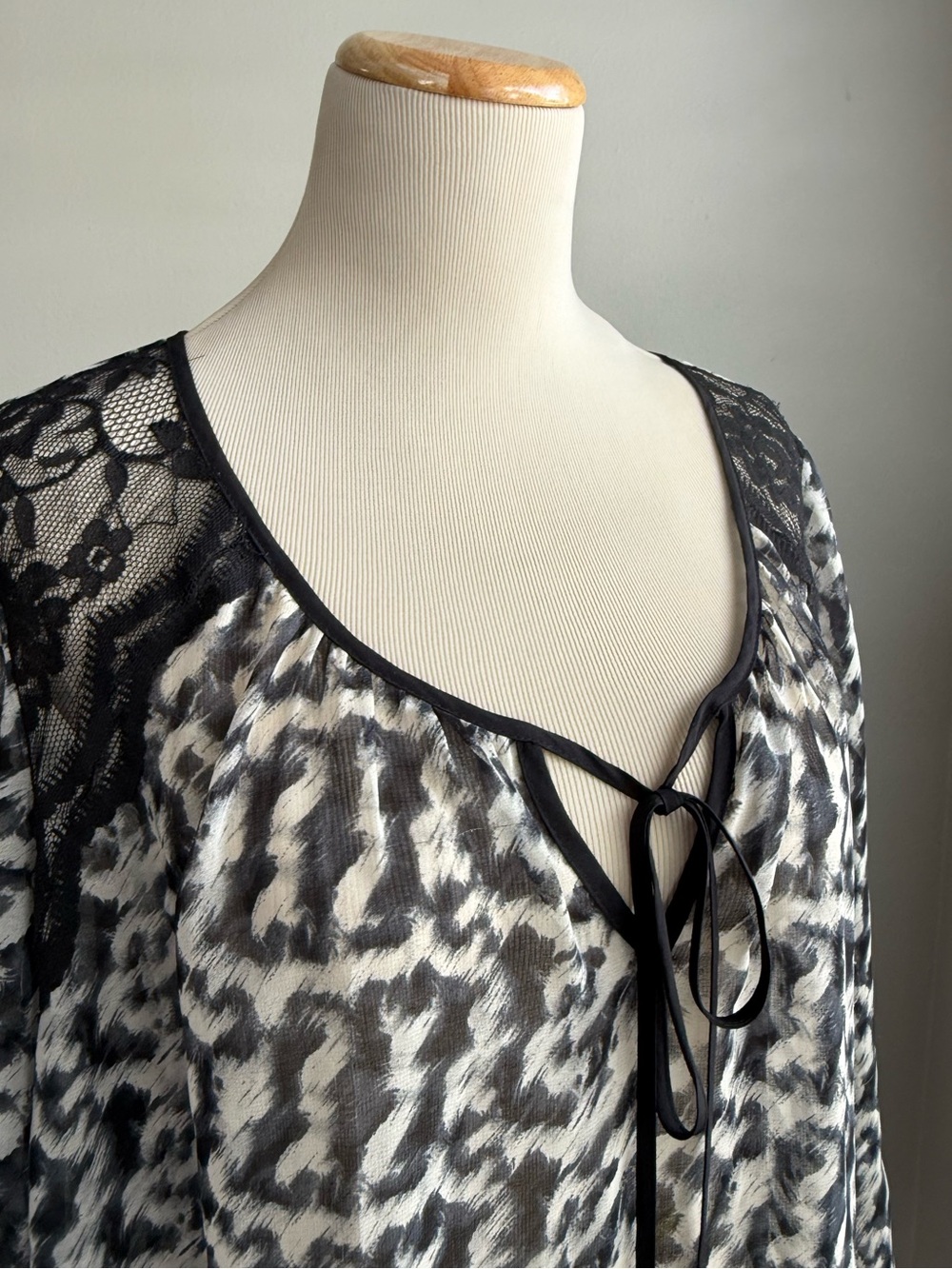 Daniel Rainn Black and White Sheer Tie-Neck Blouse - Picture 2 of 6